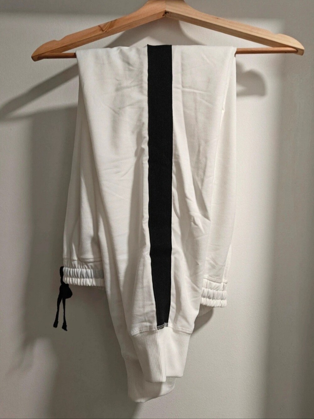 Lularoe White Jogger Pants with Black Side Stripe SMALL